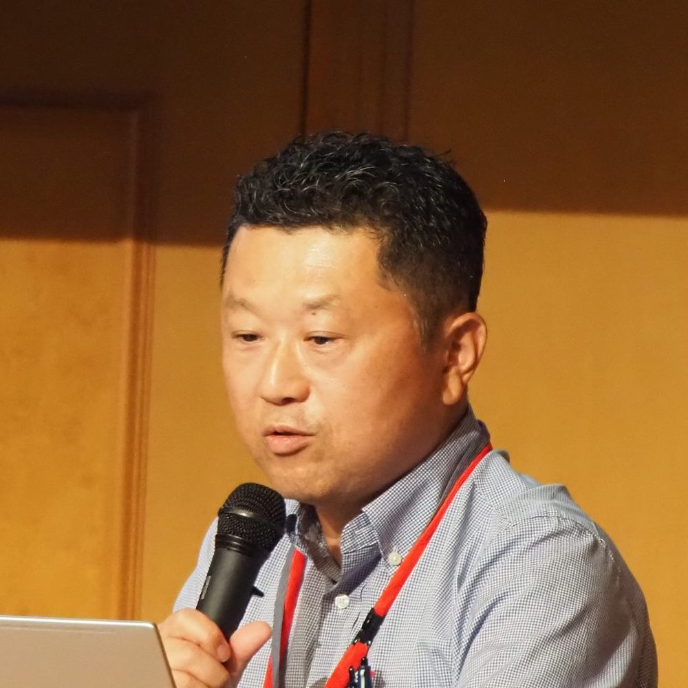 占部氏